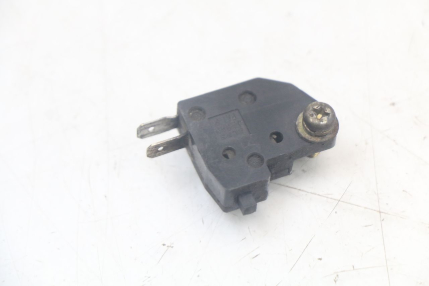 photo de CONTACTOR DE LUZ DE FRENO DERECHO SUZUKI SV N 650 (1999 - 2002)