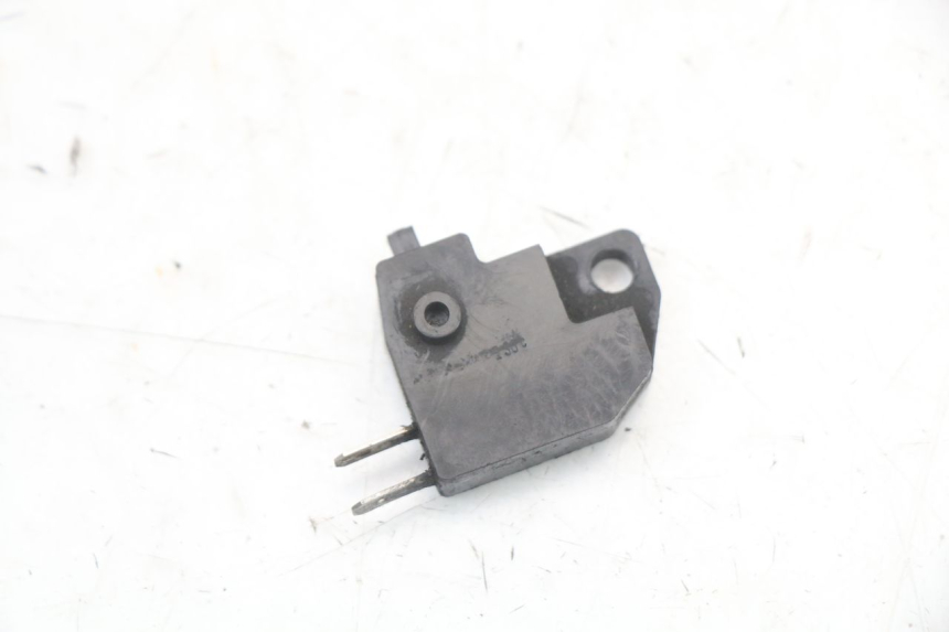 photo de LUZ FRENO INTERRUPTOR DERECHA SUZUKI SV S 650 (1999 - 2002)