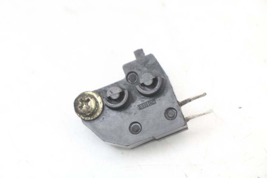 photo de LUZ FRENO INTERRUPTOR DERECHA SUZUKI VL INTRUDER 125 (2004 - 2007)