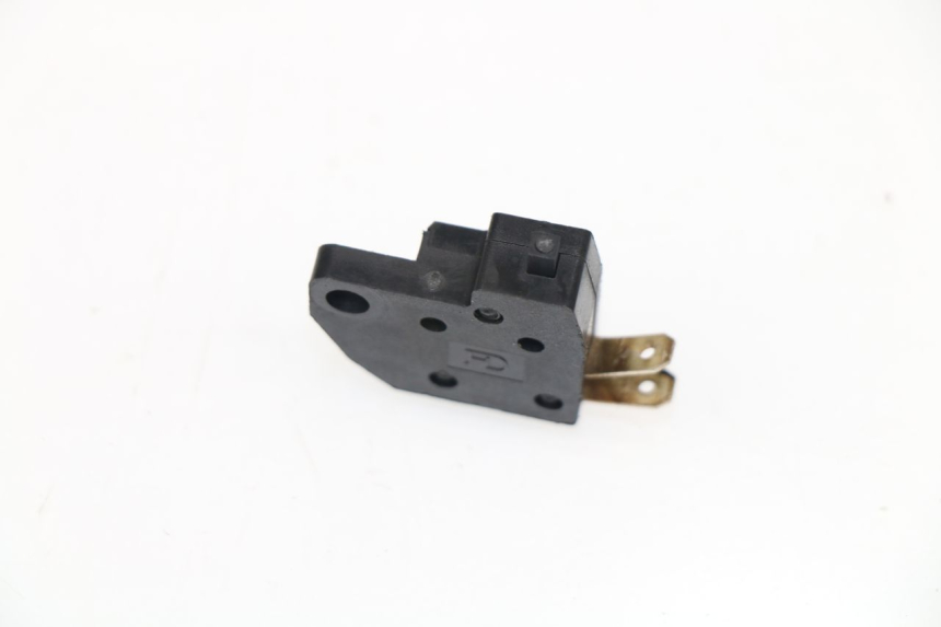 photo de CONTACTOR DE LUZ DE FRENO DERECHO SYM FIDDLE 2 125 (2010 - 2013)