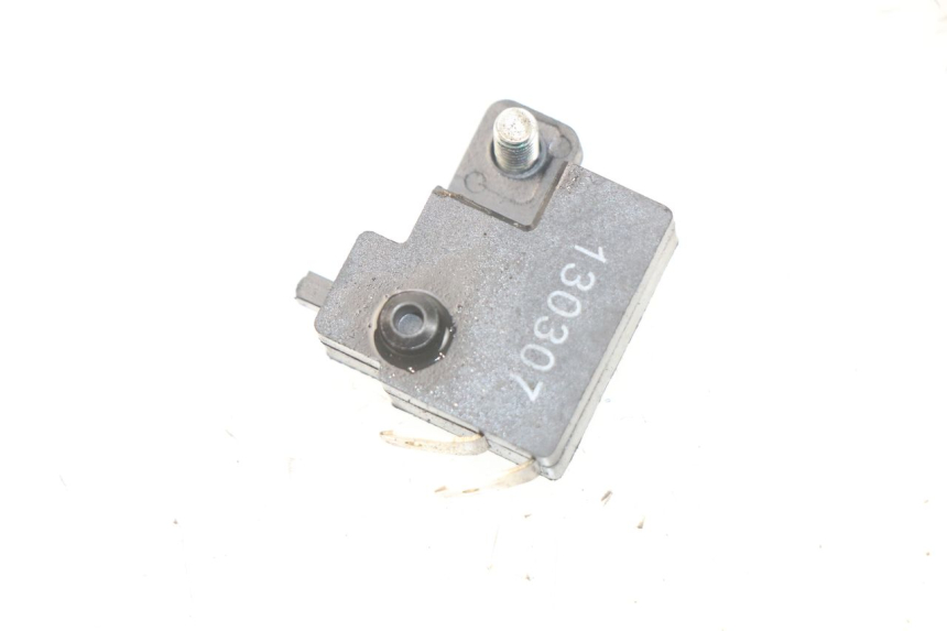 photo de LUZ FRENO INTERRUPTOR DERECHA SYM JOYMAX 250 (2013 - 2017)