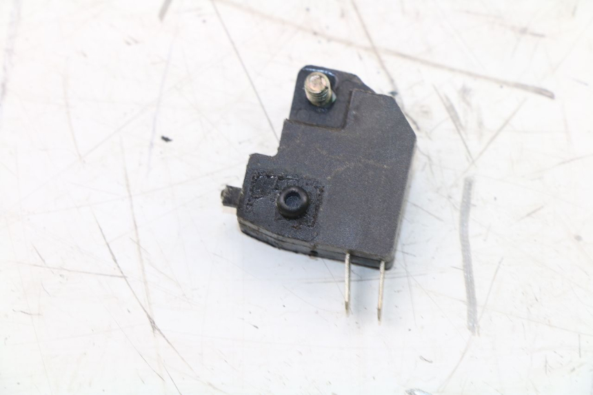 photo de LUZ FRENO INTERRUPTOR DERECHA TNT MOTOR ROMA 10' 2T 50 (2011 - 2018)