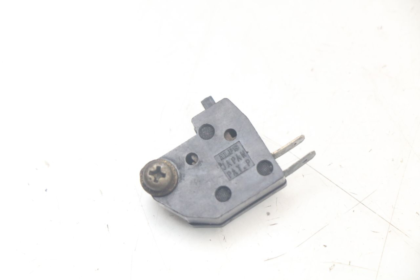 photo de CONTACTOR DE LUZ DE FRENO DERECHO TRIUMPH SPEED TRIPLE T301 900 (1994 - 1996)