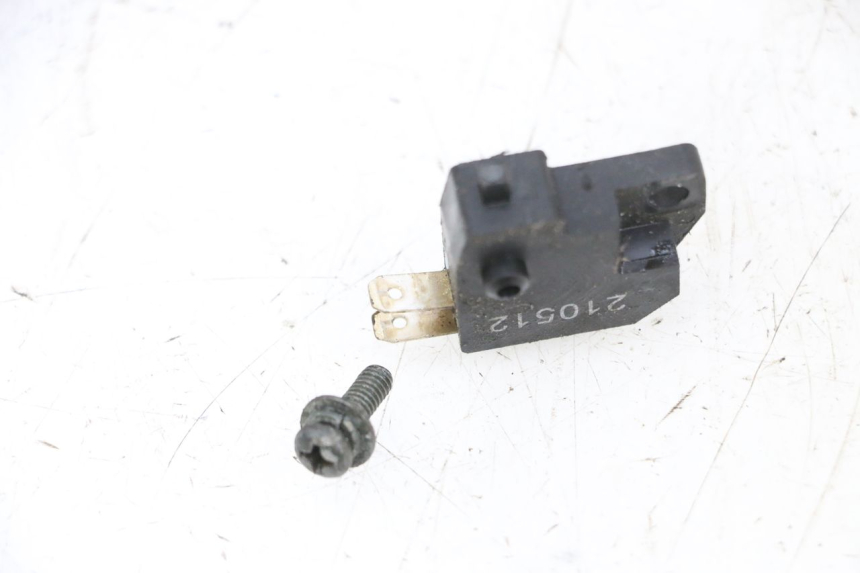 photo de LUZ FRENO INTERRUPTOR DERECHA PEUGEOT TWEET PRO EFI 4T 50 (2021 - 2022)