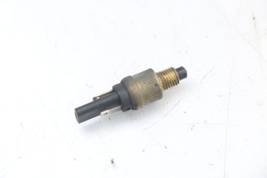 photo de CONTACTOR DE LUZ DE FRENO DERECHO PIAGGIO TYPHOON 80 (1994 - 1997)