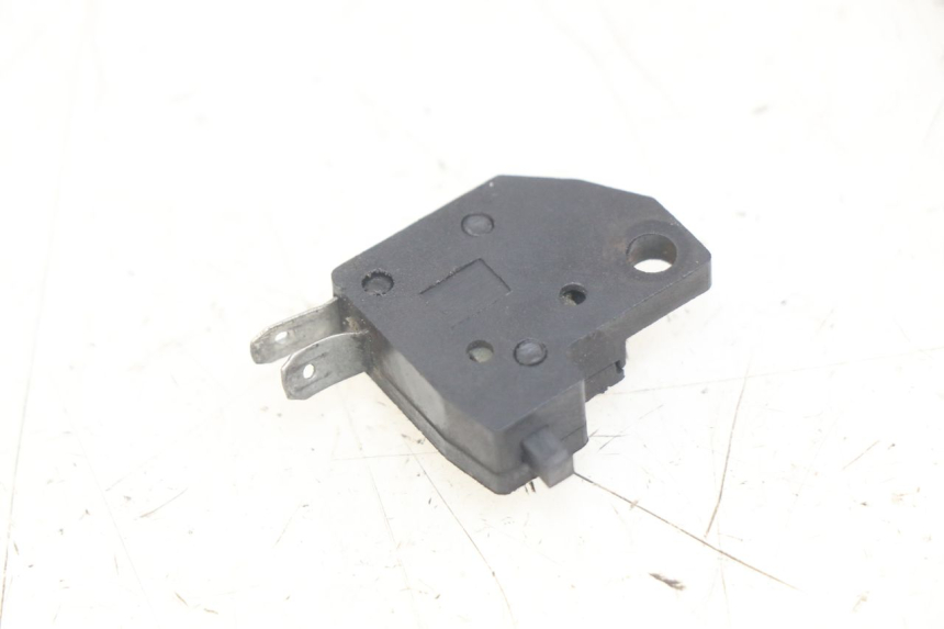 photo de CONTACTOR DE LUZ DE FRENO DERECHO DAELIM VL DAYSTAR 125 (2000 - 2011)