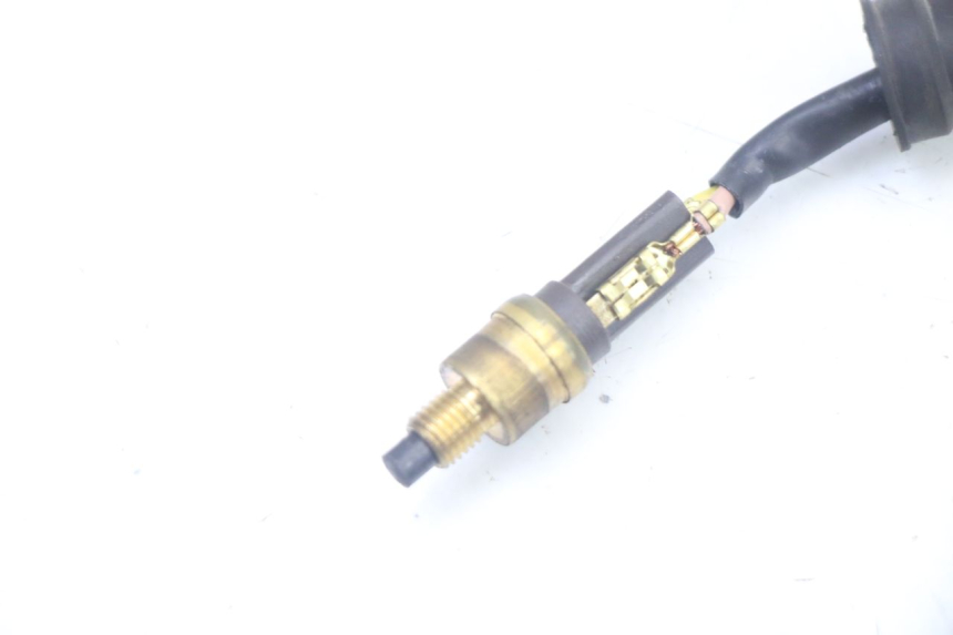 photo de LUZ FRENO INTERRUPTOR DERECHA YAMAHA WHY 50 (1998 - 2000)