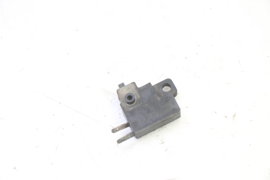 photo de LUZ FRENO INTERRUPTOR DERECHA HONDA X8R 50 (1998 - 2003)