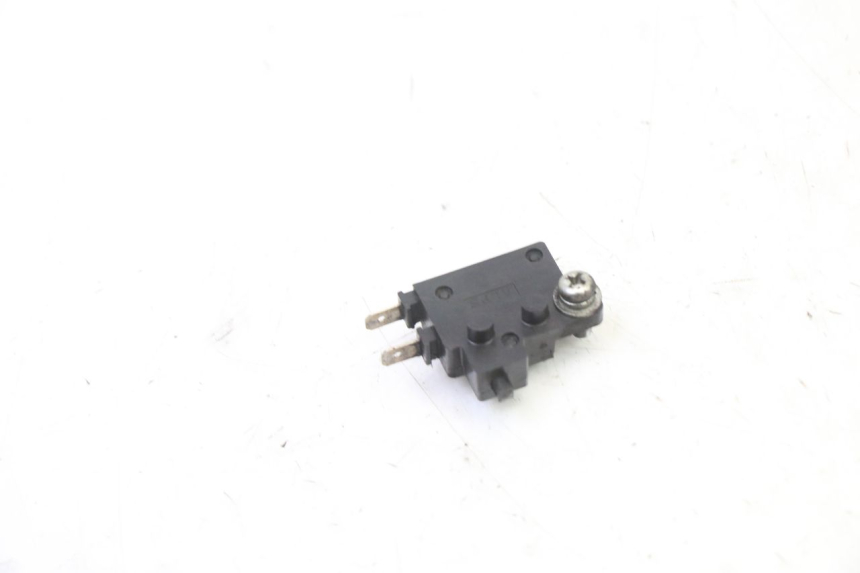 photo de LUZ FRENO INTERRUPTOR DERECHA YAMAHA XJ6 ABS 600 (2008 - 2016)