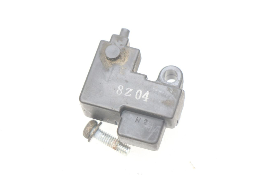 photo de CONTACTOR DE LUZ DE FRENO DERECHO YAMAHA FJR ABS 1300 (2006 - 2012)