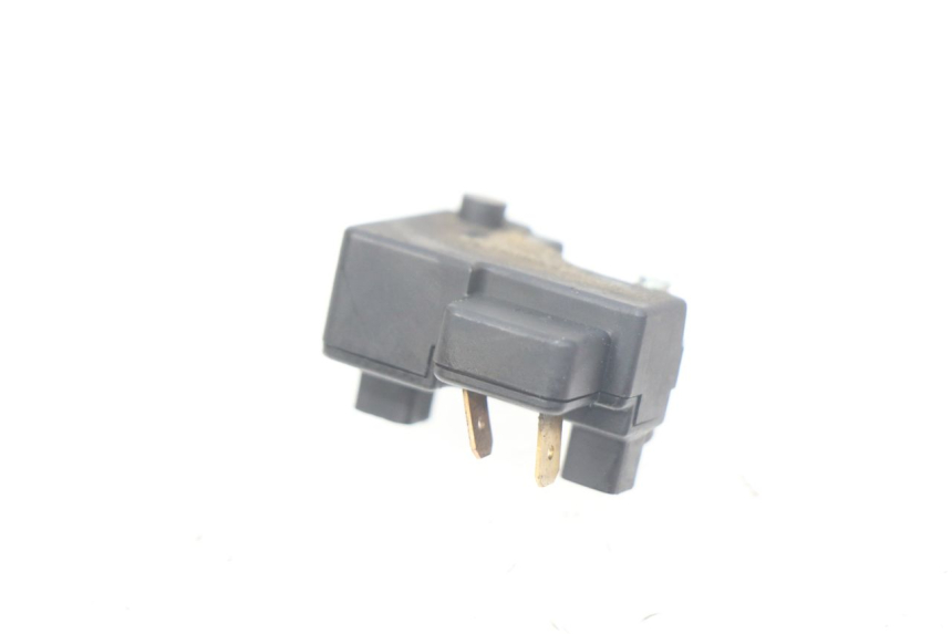 photo de CONTACTOR DE LUZ DE FRENO DERECHO YAMAHA FJR ABS 1300 (2006 - 2012)