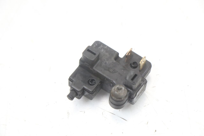 photo de CONTACTOR DE LUZ DE FRENO DERECHO YAMAHA FJR ABS 1300 (2006 - 2012)