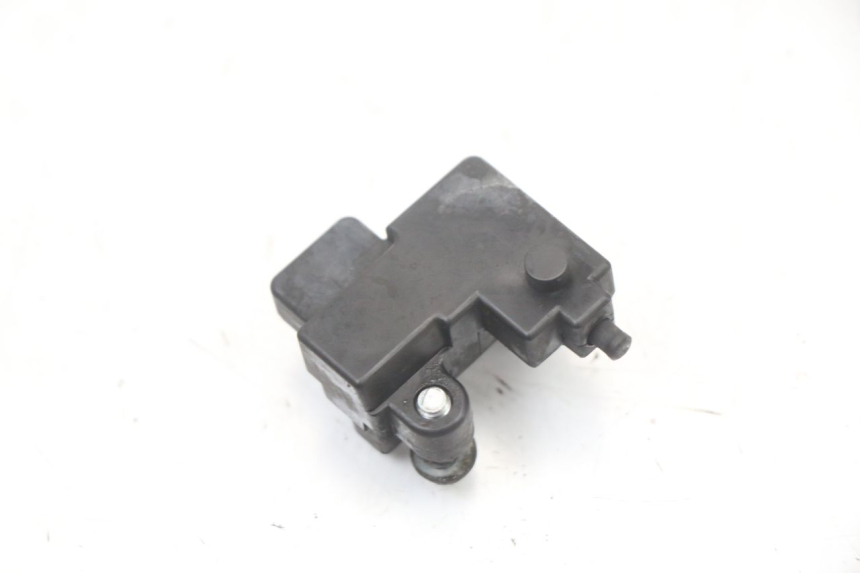 photo de CONTACTOR DE LUZ DE FRENO DERECHO YAMAHA FJR ABS 1300 (2006 - 2012)