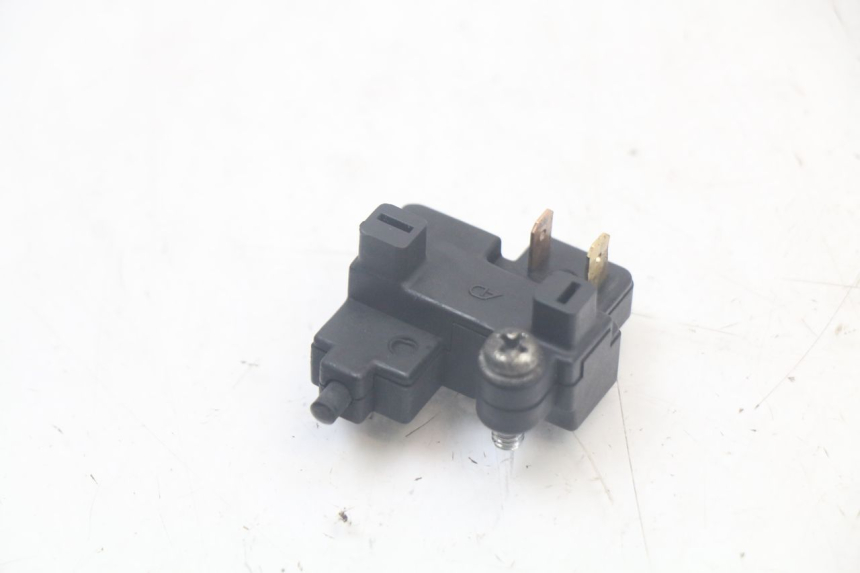 photo de CONTACTOR DE LUZ DE FRENO DERECHO YAMAHA FJR ABS 1300 (2006 - 2012)