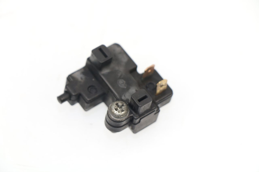 photo de CONTACTOR DE LUZ DE FRENO DERECHO YAMAHA FJR ABS 1300 (2006 - 2012)