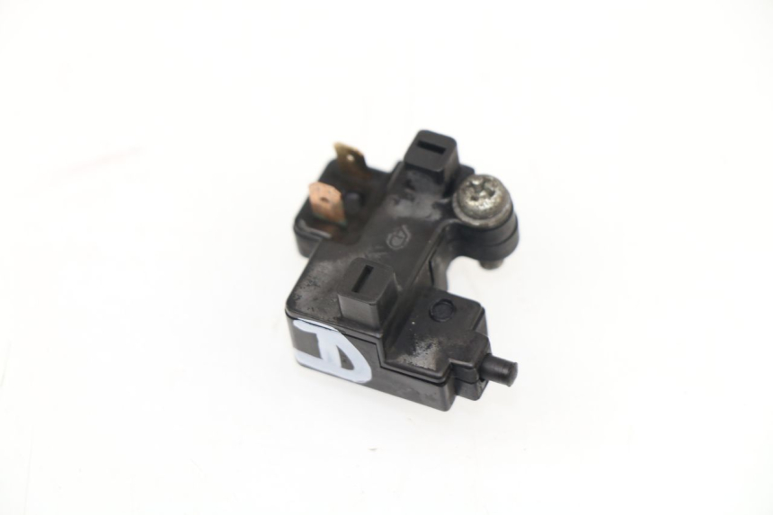 photo de CONTACTOR DE LUZ DE FRENO DERECHO YAMAHA FJR ABS 1300 (2006 - 2012)