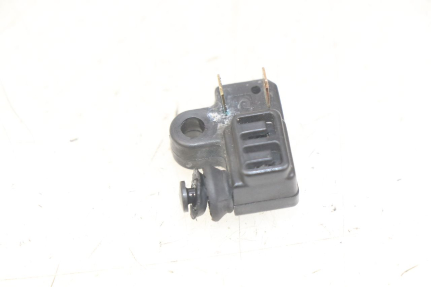 photo de CONTACTOR DE LUZ DE FRENO DERECHO YAMAHA MT ABS 125 (2014 - 2018)