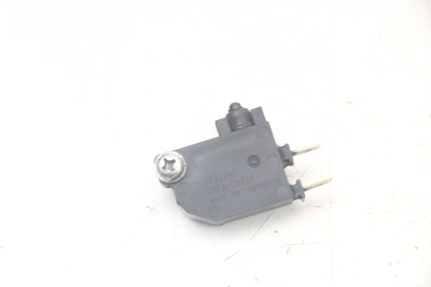 photo de CONTACTOR DE LUZ DE FRENO DERECHO YAMAHA XMAX X-MAX ABS 125 (2017 - 2020)