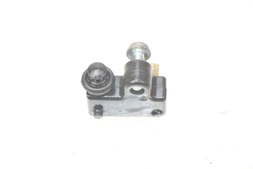 photo de LUZ FRENO INTERRUPTOR DERECHA YAMAHA XP T-MAX TMAX ABS 530 (2012 - 2015)