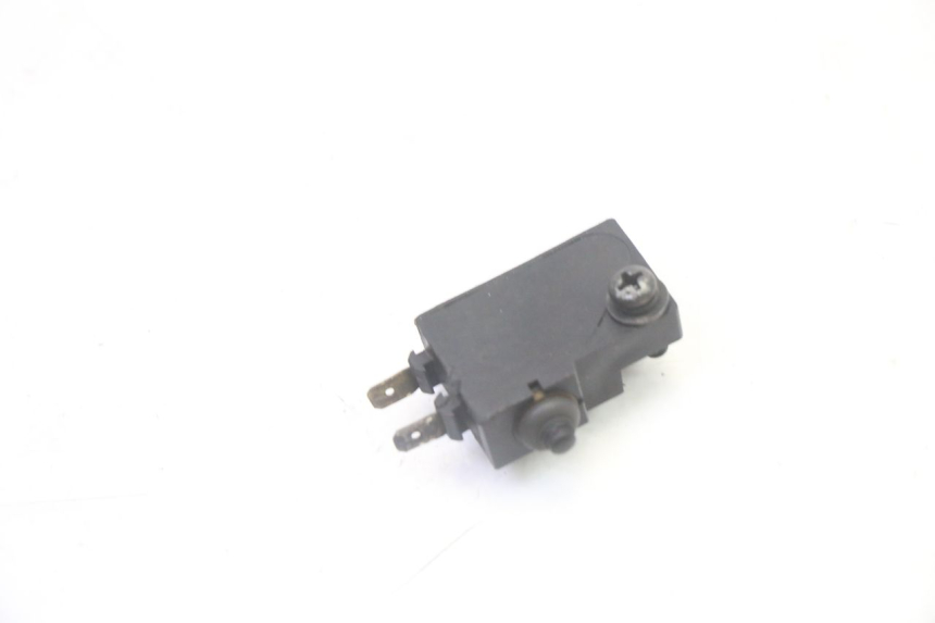 photo de LUZ FRENO INTERRUPTOR DERECHA YAMAHA YFM R RAPTOR 250 (2008 - 2014)