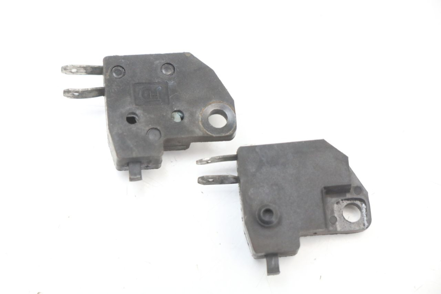 photo de LUZ FRENO INTERRUPTOR LONGJIA EASY MAX 125 (2020 - 2024)