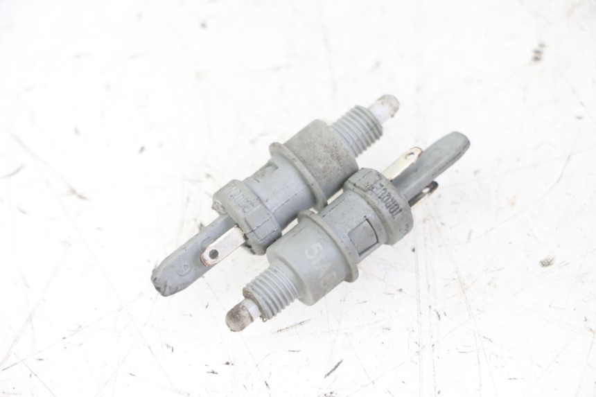 photo de LUZ FRENO INTERRUPTOR PEUGEOT ELYSTAR 125 (2002 - 2007)