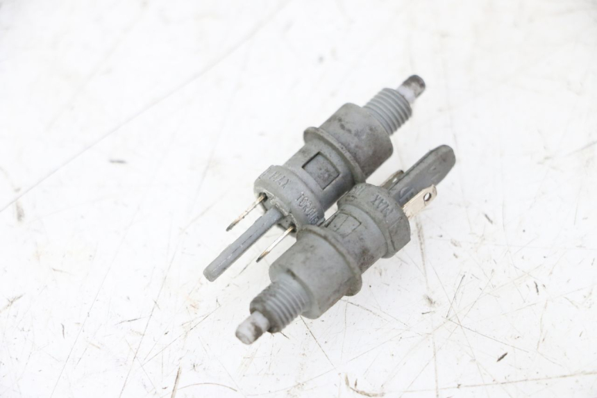 photo de INTERRUPTOR DE LUZ DE FRENO PEUGEOT ELYSTAR 50 (2002 - 2014)