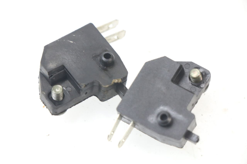 photo de LUZ FRENO INTERRUPTOR EUROCKA MATADOR 4T 50 (2017 - 2021)