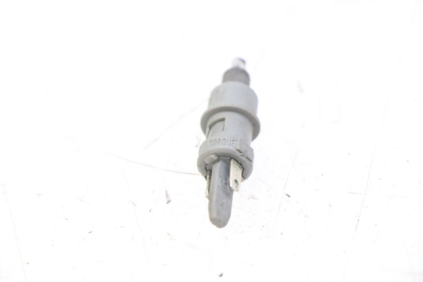 photo de CONTACTOR DE LUZ DE FRENO IZQUIERDO DERBI BOULEVARD 50 (2009 - 2006)