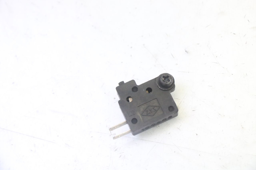 photo de CONTACTOR DE LUZ DE FRENO IZQUIERDO KYMCO DINK STREET 125 (2009 - 2014)