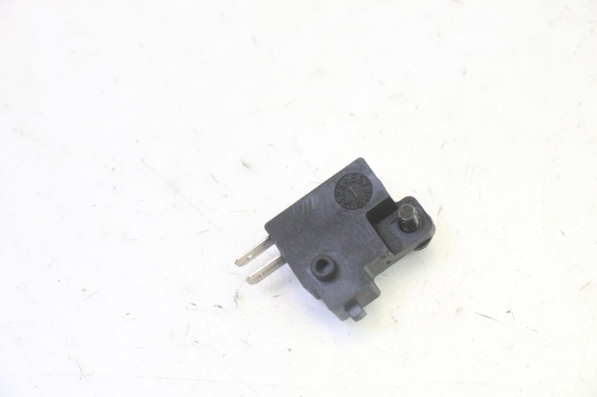 photo de CONTACTOR DE LUZ DE FRENO IZQUIERDO KYMCO DINK STREET 125 (2009 - 2014)