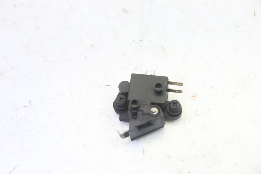photo de LUZ FRENO INTERRUPTOR IZQUIERDA HONDA FES S-WING SWING ABS 125 (2007 - 2015)