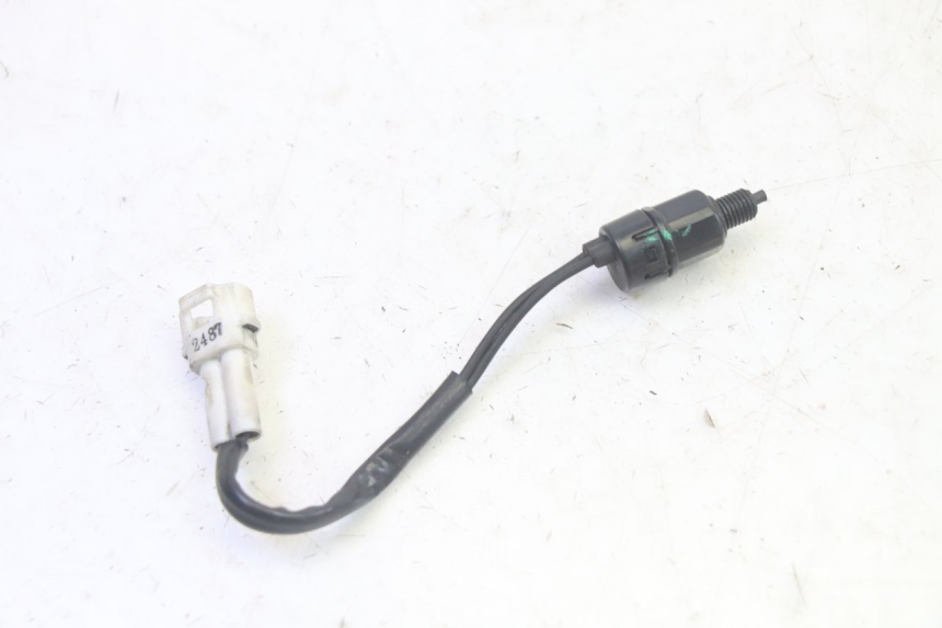 photo de LUZ FRENO INTERRUPTOR IZQUIERDA PIAGGIO FLY 4T 50 (2013 - 2017) - Zoom estado de uso
