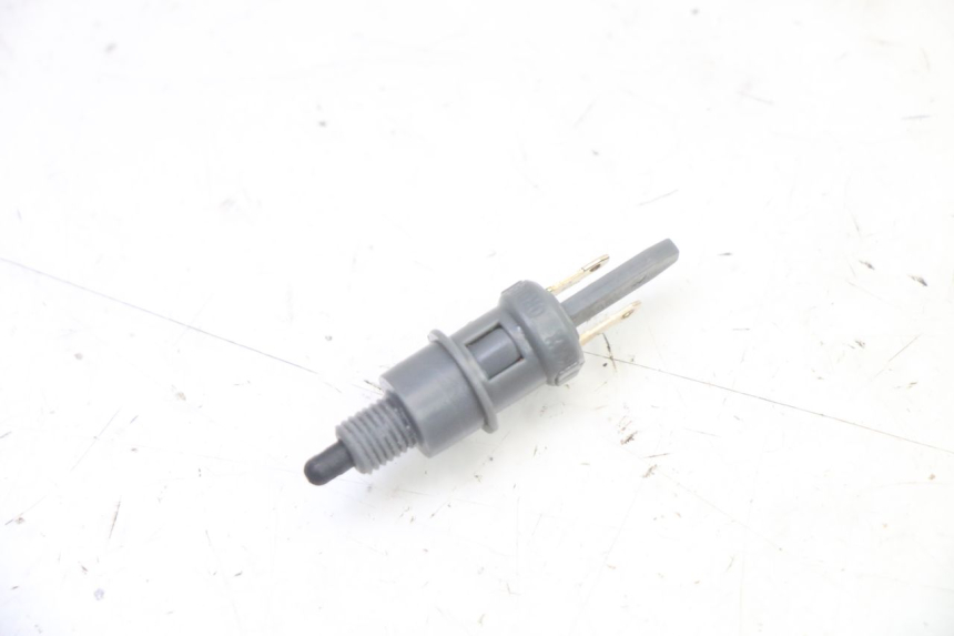 photo de LUZ FRENO INTERRUPTOR IZQUIERDA PEUGEOT KISBEE 4T 50 (2018 - 2022)