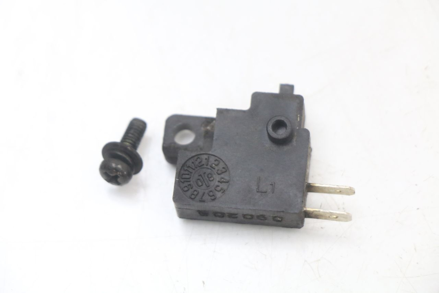 photo de CONTACTOR DE LUZ DE FRENO IZQUIERDO KYMCO DINK STREET 125 (2009 - 2014)