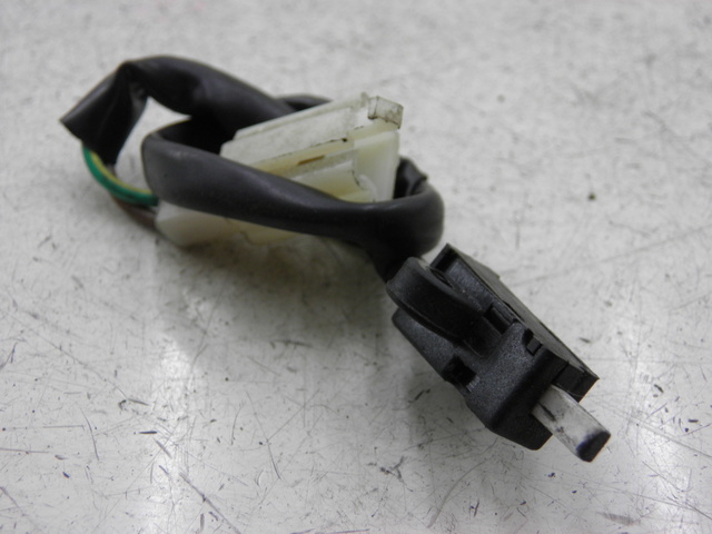 photo de LUZ FRENO INTERRUPTOR IZQUIERDA MBK WAAP 125 (2008 - 2013)