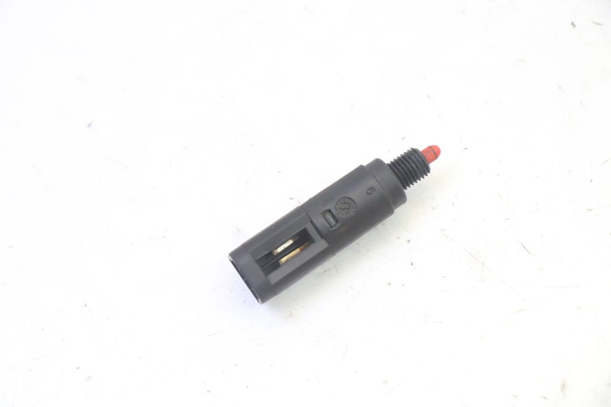 photo de LUZ FRENO INTERRUPTOR IZQUIERDA PIAGGIO MP3 125 (2006 - 2014)
