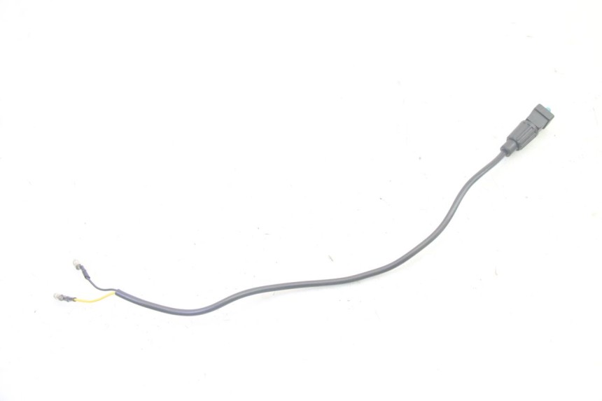 photo de LUZ FRENO INTERRUPTOR IZQUIERDA JM MOTORS SANTANA EVO 50 (2024 - 2026) - Otra perspectiva