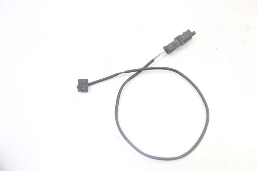 photo de CONTACTO DE LUZ DE FRENO IZQUIERDO PEUGEOT SATELIS 125 (2006 - 2009)