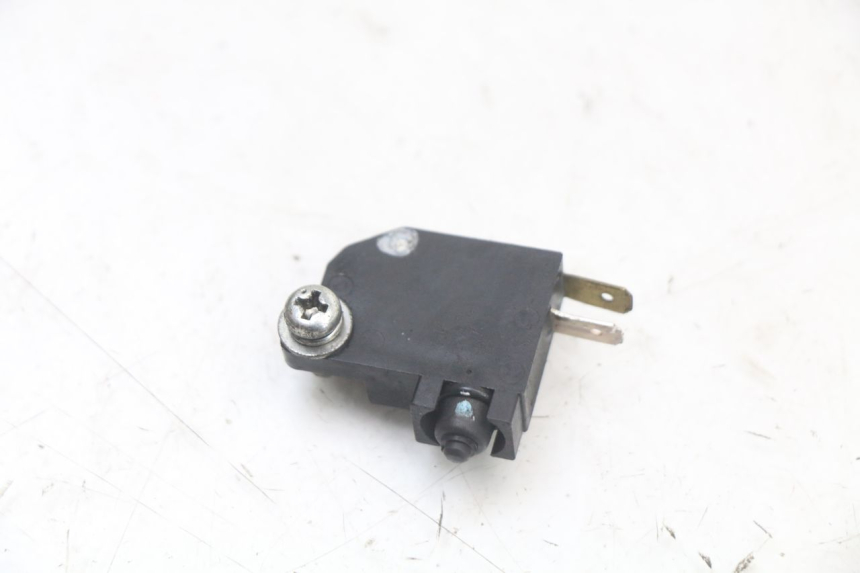 photo de LUZ FRENO INTERRUPTOR IZQUIERDA SUZUKI BURGMAN 125 (2018 - 2021)