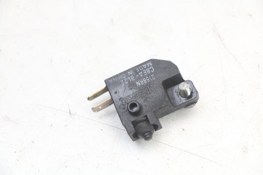 photo de LUZ FRENO INTERRUPTOR IZQUIERDA SUZUKI BURGMAN 125 (2018 - 2021)