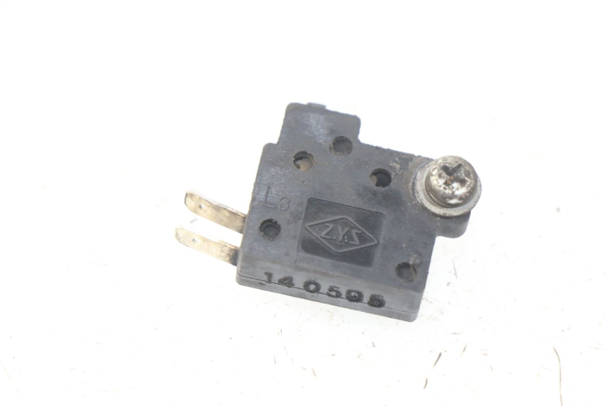 photo de LUZ FRENO INTERRUPTOR IZQUIERDA SYM GTS EFI ABS 125 (2012 - 2016)