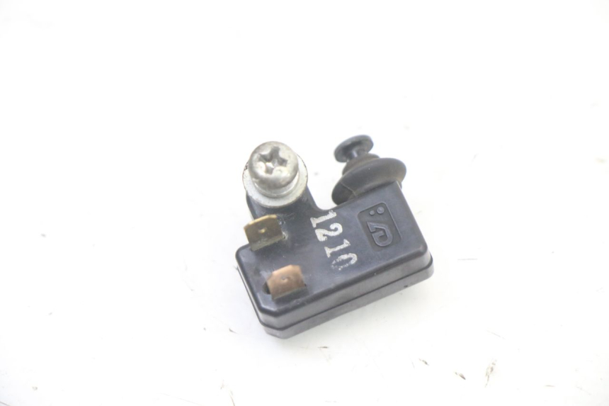 photo de LUZ FRENO INTERRUPTOR IZQUIERDA YAMAHA X-MAX XMAX 125 (2010 - 2014)