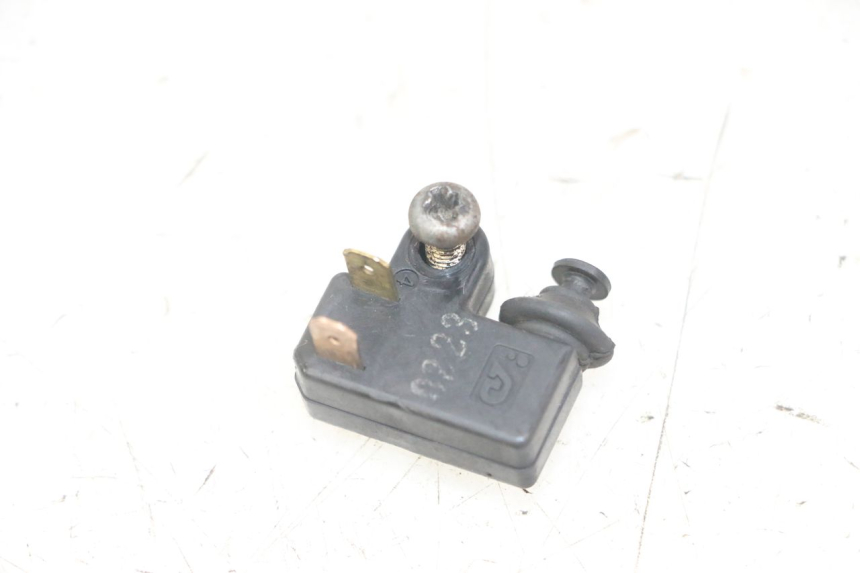 photo de LUZ FRENO INTERRUPTOR IZQUIERDA YAMAHA X-MAX XMAX 125 (2010 - 2014)