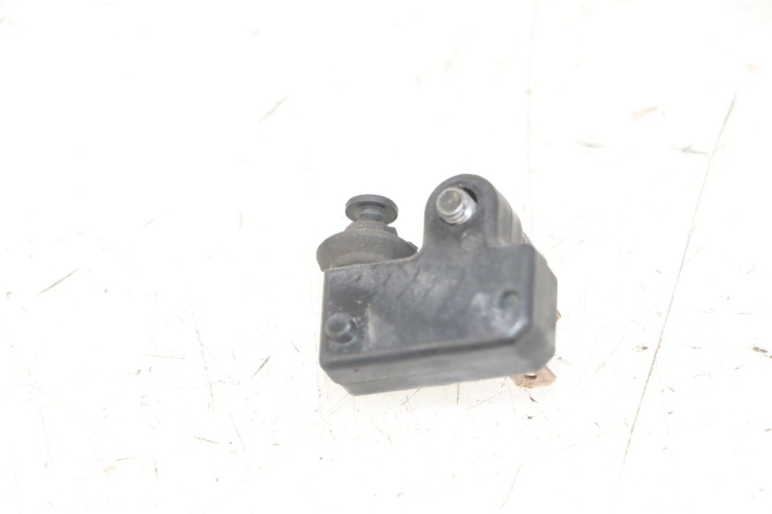 photo de LUZ FRENO INTERRUPTOR IZQUIERDA YAMAHA X-MAX XMAX 125 (2010 - 2014)