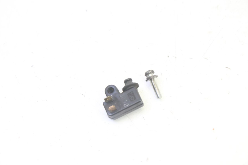 photo de LUZ FRENO INTERRUPTOR IZQUIERDA YAMAHA X-MAX XMAX 125 (2010 - 2014)