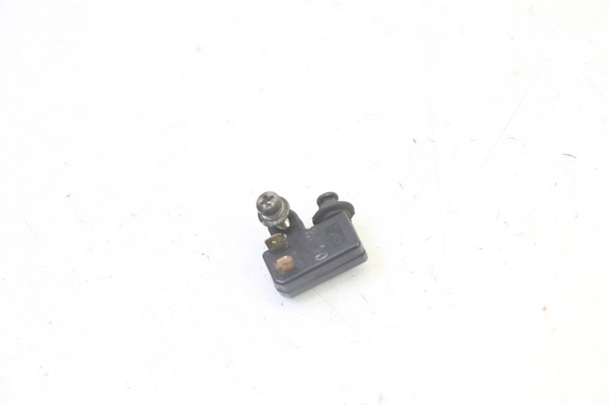 photo de LUZ FRENO INTERRUPTOR IZQUIERDA YAMAHA X-MAX XMAX 125 (2010 - 2014)