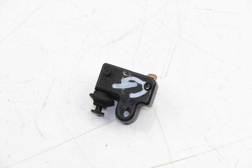 photo de LUZ FRENO INTERRUPTOR IZQUIERDA YAMAHA XP T-MAX ABS 500 (2009 - 2011)