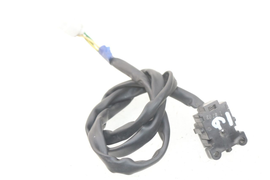 photo de LUZ FRENO INTERRUPTOR IZQUIERDA YAMAHA YP T-MAX TMAX 530 (2017 - 2020)