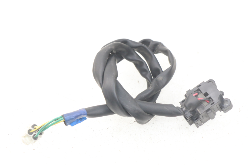photo de LUZ FRENO INTERRUPTOR IZQUIERDA YAMAHA YP T-MAX TMAX 530 (2017 - 2020)